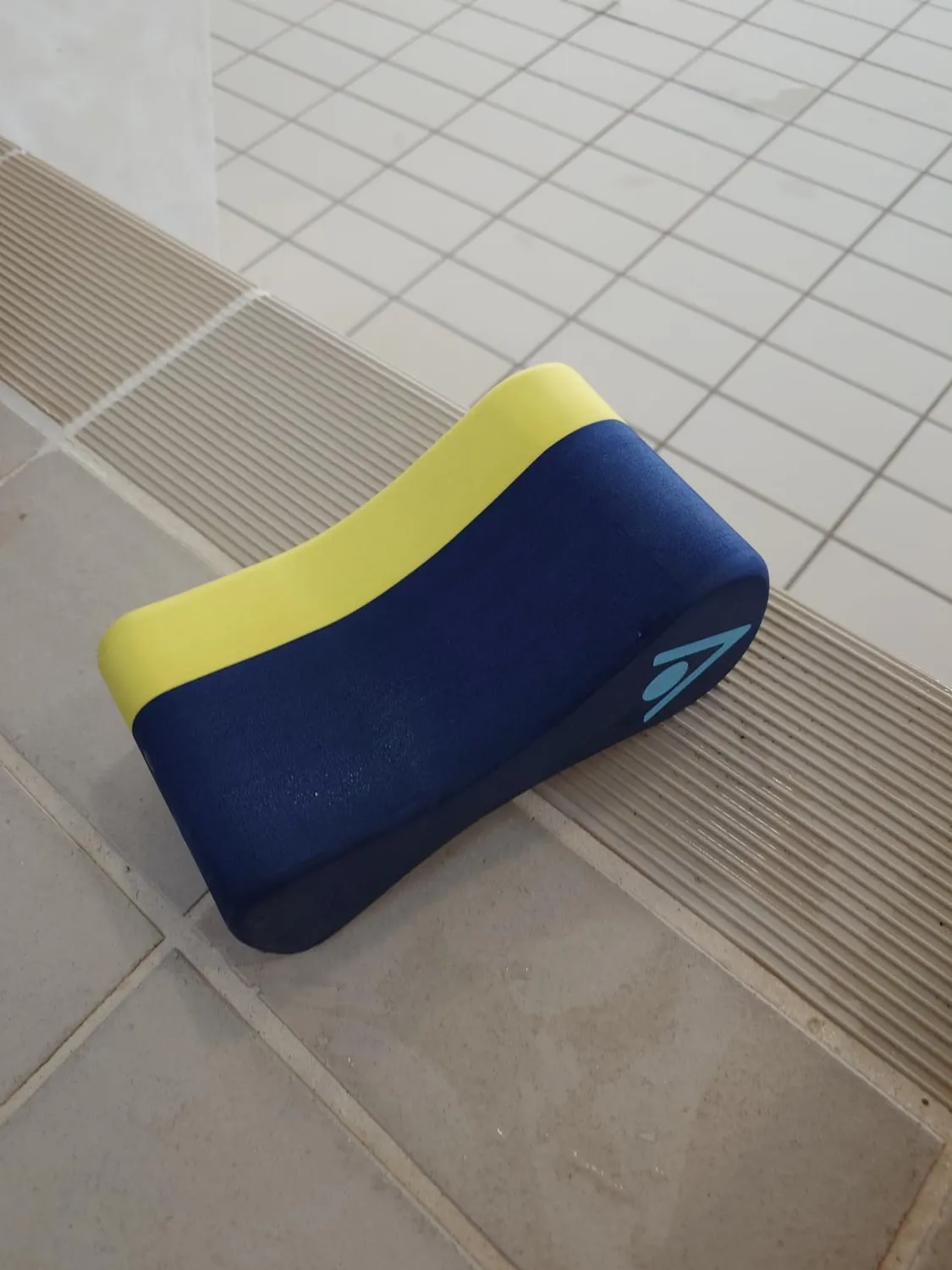 Aquasphere pull buoy natation mousse EVA haut du corps
