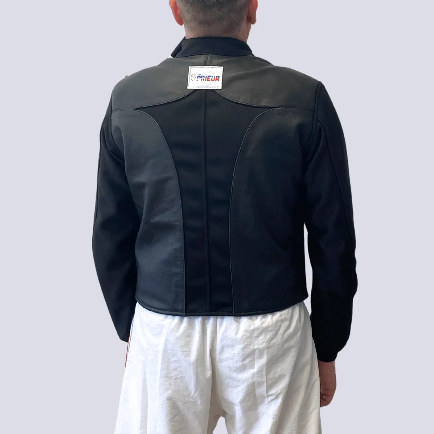 Prieur plastron peau manches cuir maitre armes