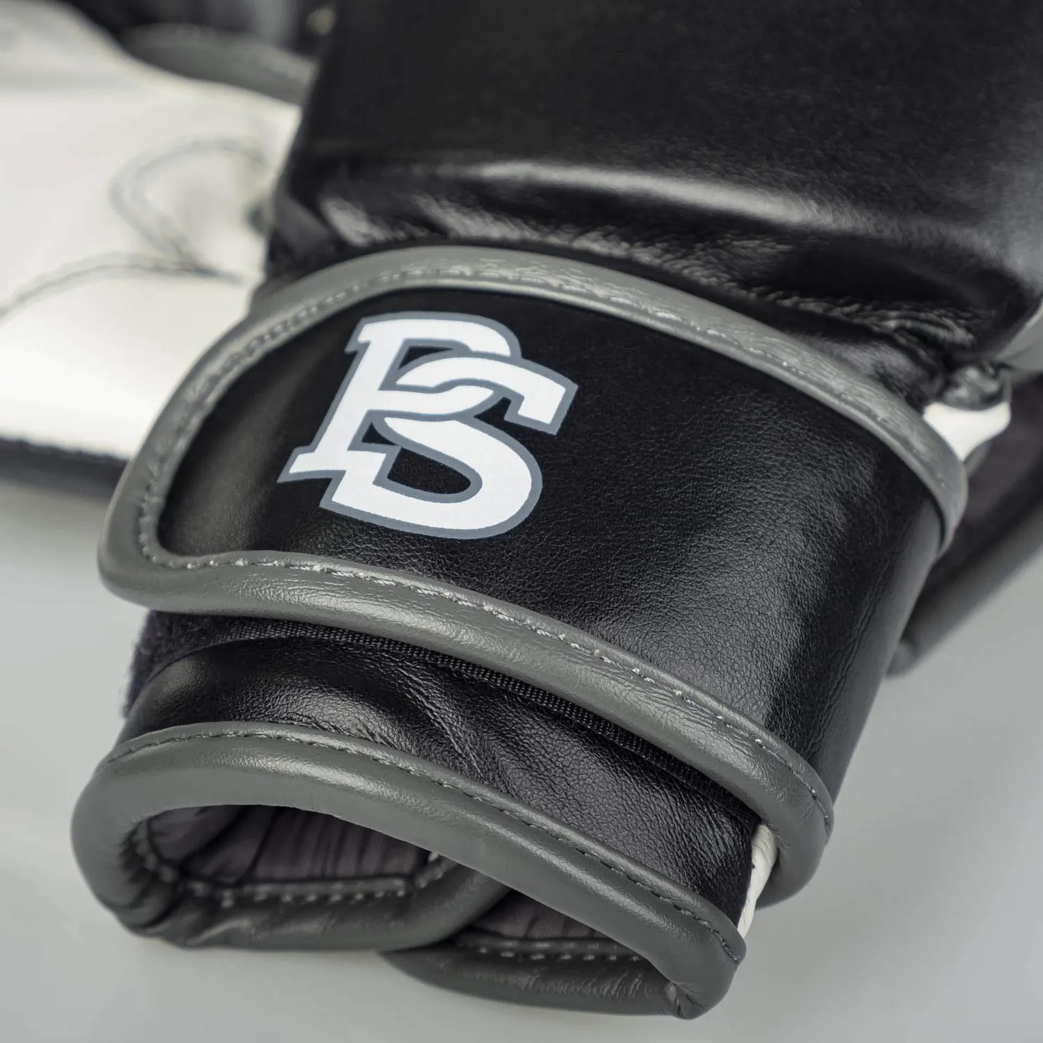 Paffen Sport gants boxe enfant noir entraînement mousse