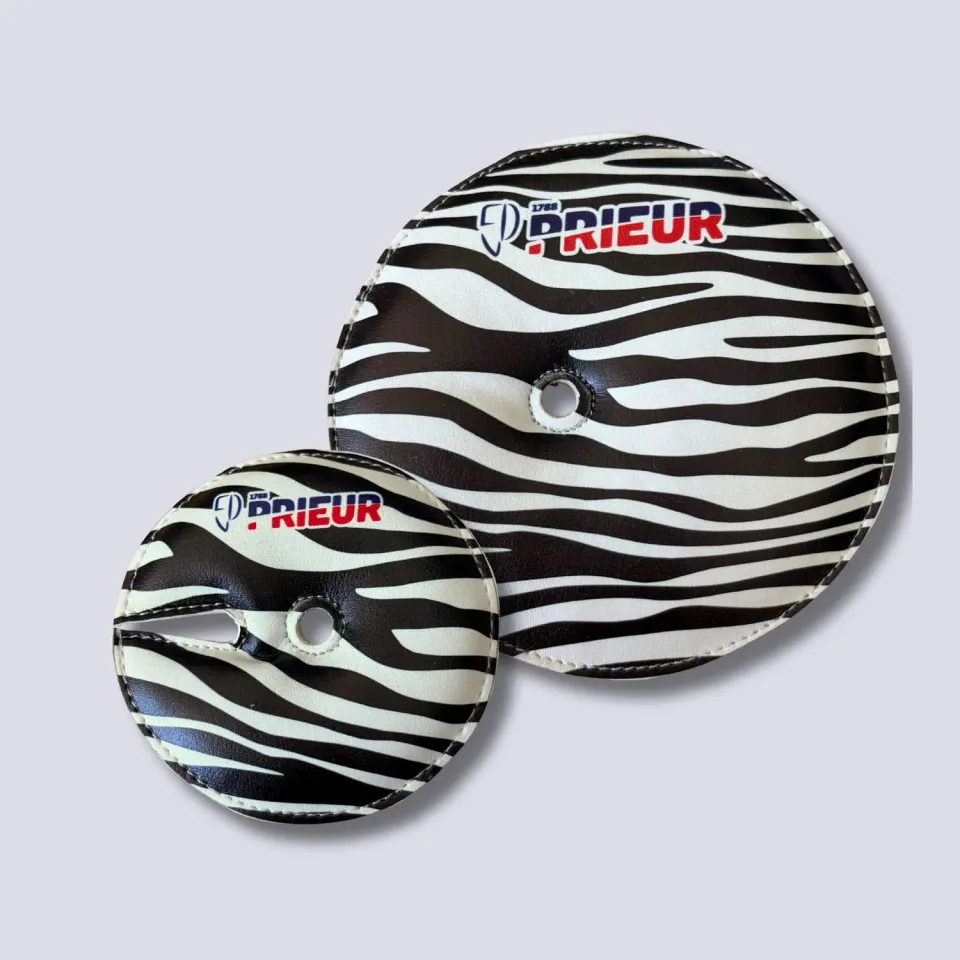 Prieur Zebre coussin escrime cuir matele zèbre
