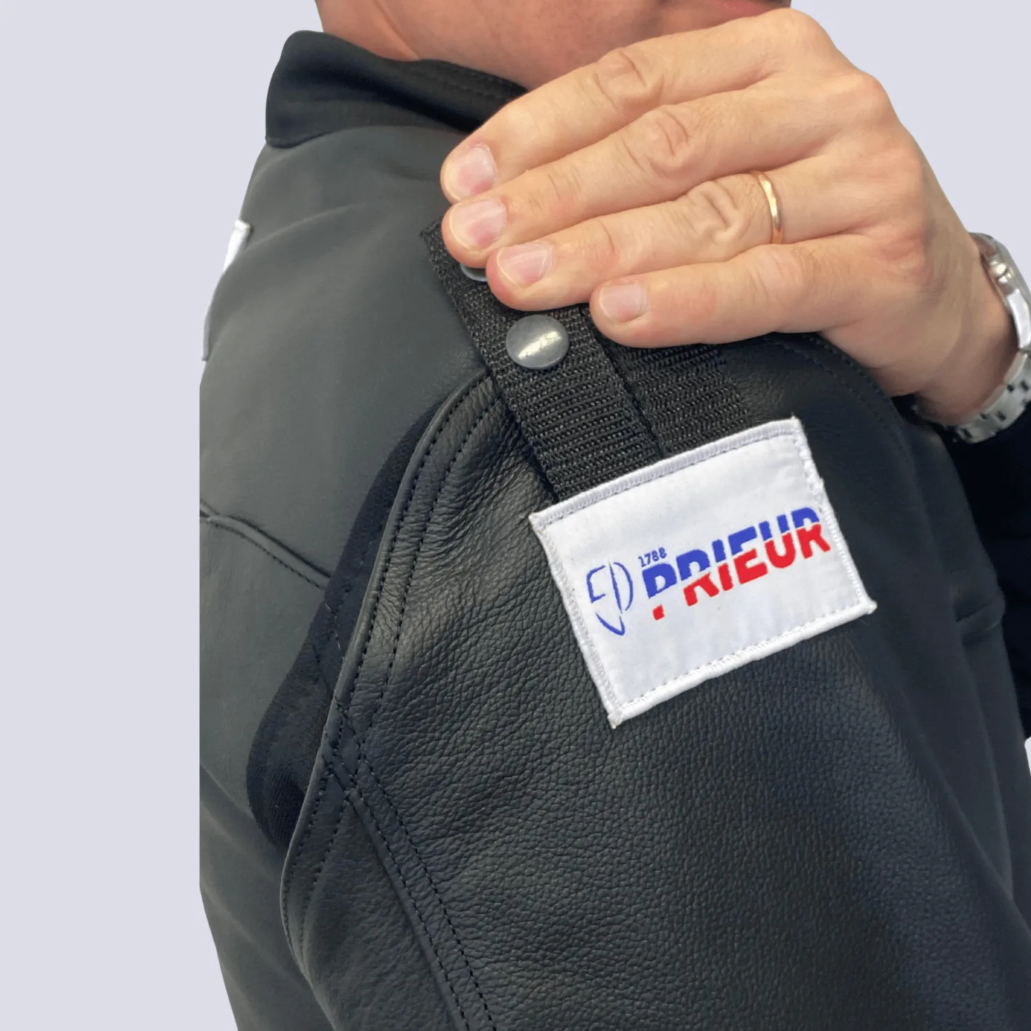 Prieur Manche Leçon Peau manche cuir maître d’armes