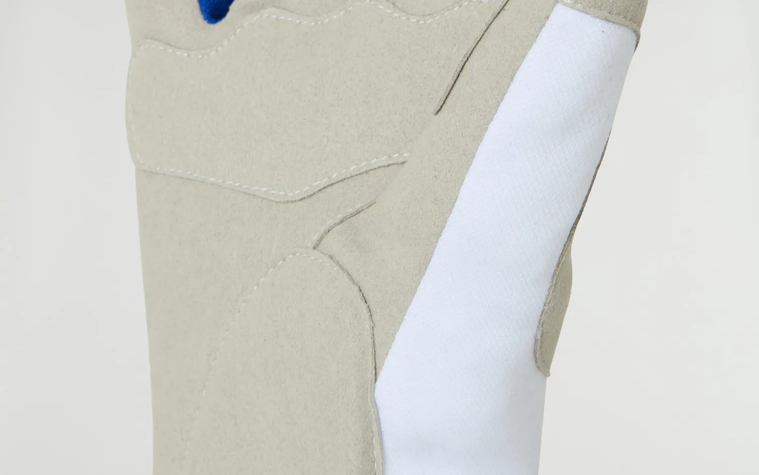 Eurofencing Viktoria gant escrime x3 alcantara